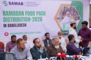 রমজানে খাদ্য বিতরণ কর্মসূচিতে জামায়াত এমপি মিলন