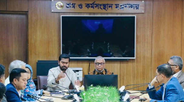 শ্রমিক-মালিক সম্পর্ক উন্নয়নে জোর দিতে হবে: শ্রমমন্ত্রী