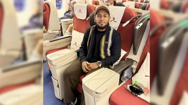 দেশে ফেরা নিয়ে স্বস্তির খবর দিলেন মুশফিক