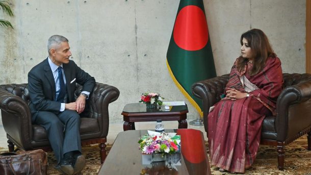 পররাষ্ট্র মন্ত্রণালয়ে পল কাপুর, বৈঠক করছেন প্রতিমন্ত্রীর সঙ্গে