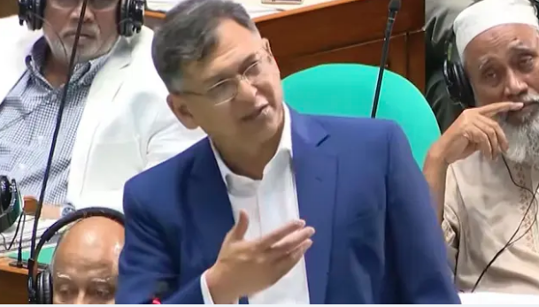 নোটিশ বৈধ হয়নি, সংসদ কি আগের কালচারে ফিরবে : স্বরাষ্ট্রমন্ত্রী