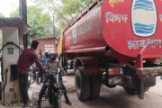 বাইকে ৬০০ কারে ১৫০০ টাকার লিমিট, তারপরও রিফিল!