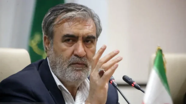 বললেন জাতীয় নিরাপত্তা কমিটির প্রধান ইরান আলোচনা করবে, তবে যে কোনো মূল্যে নয়