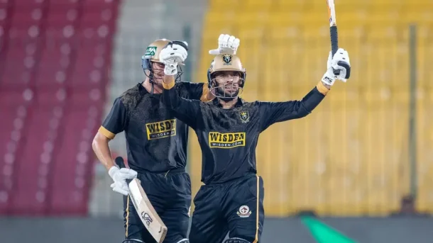 পিএসএলে সর্বোচ্চ সেঞ্চুরির রেকর্ড গড়লেন উসমান