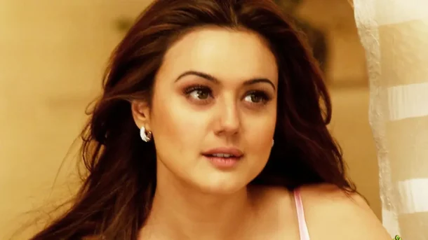 এই পাঁচ সিনেমায় প্রীতি জিনতা সিঙ্গেল মাদার