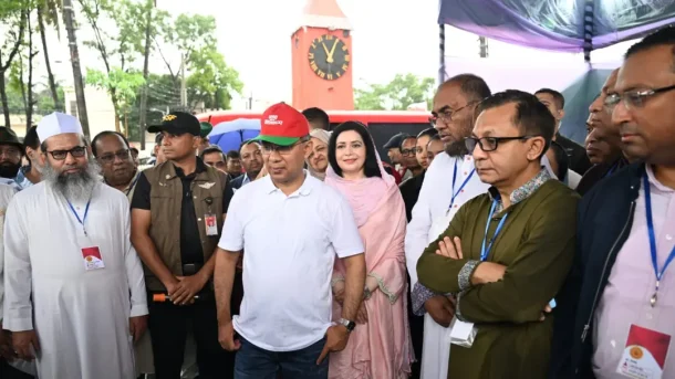 আমি কথা বললে শ্বশুরবাড়ির লোকদের শুনতে হবে : প্রধানমন্ত্রী