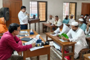 কোরবানির পশু জবাই ও মাংস প্রস্তুতকরণে প্রশিক্ষণ দিচ্ছে ডিএনসিসি