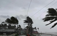 ৮ অঞ্চলে ঝোড়ো হাওয়াসহ বজ্রবৃষ্টির সতর্কতা