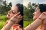 রোদের পরশে পরীমণির তিন ছবি