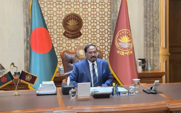 বঙ্গভবনে দাপ্তরিক কার্যক্রম শুরু করলেন ভারপ্রাপ্ত রাষ্ট্রপতি