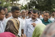 ডিএনসিসি প্রশাসক, স্থানীয় এমপির উপর গার্মেন্টস কর্মীদের হামলার অভিযোগ