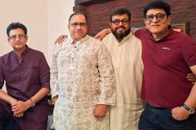 চার বন্ধুর পুনর্মিলন, উচ্ছ্বসিত ভক্তরাও