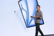 অ্যাপলের নতুন সিইওর সামনে বড় চার চ্যালেঞ্জ