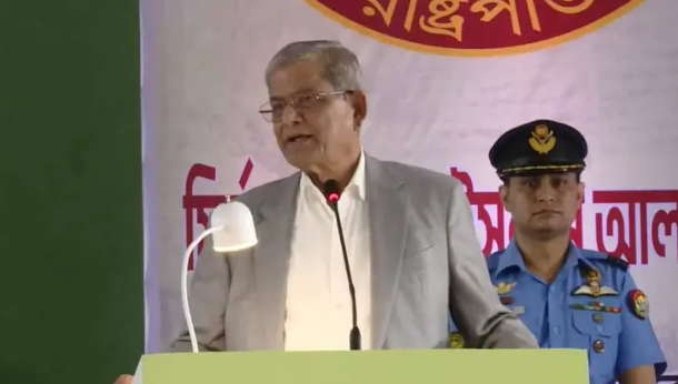 গণতন্ত্রকে রক্ষা করাটাই এখন সবচেয়ে বড় কাজ : রাষ্ট্রপতি