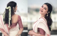 শাড়ি-গাজরায় স্নিগ্ধ জয়া, ক্যাপশনে ‘পিরিতের বেদনা’