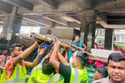 মিরপুর-১০ মেট্রো স্টেশনে ভাসমান দোকান উচ্ছেদ