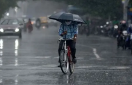 ৩ বিভাগে বজ্রসহ বৃষ্টির আভাস, বাড়বে তাপমাত্রাও